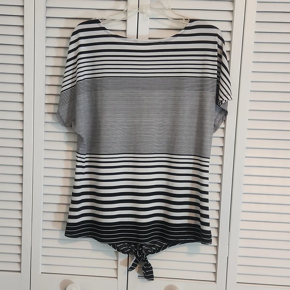 Cato Black and White Womens Top - Picture 4 of 4